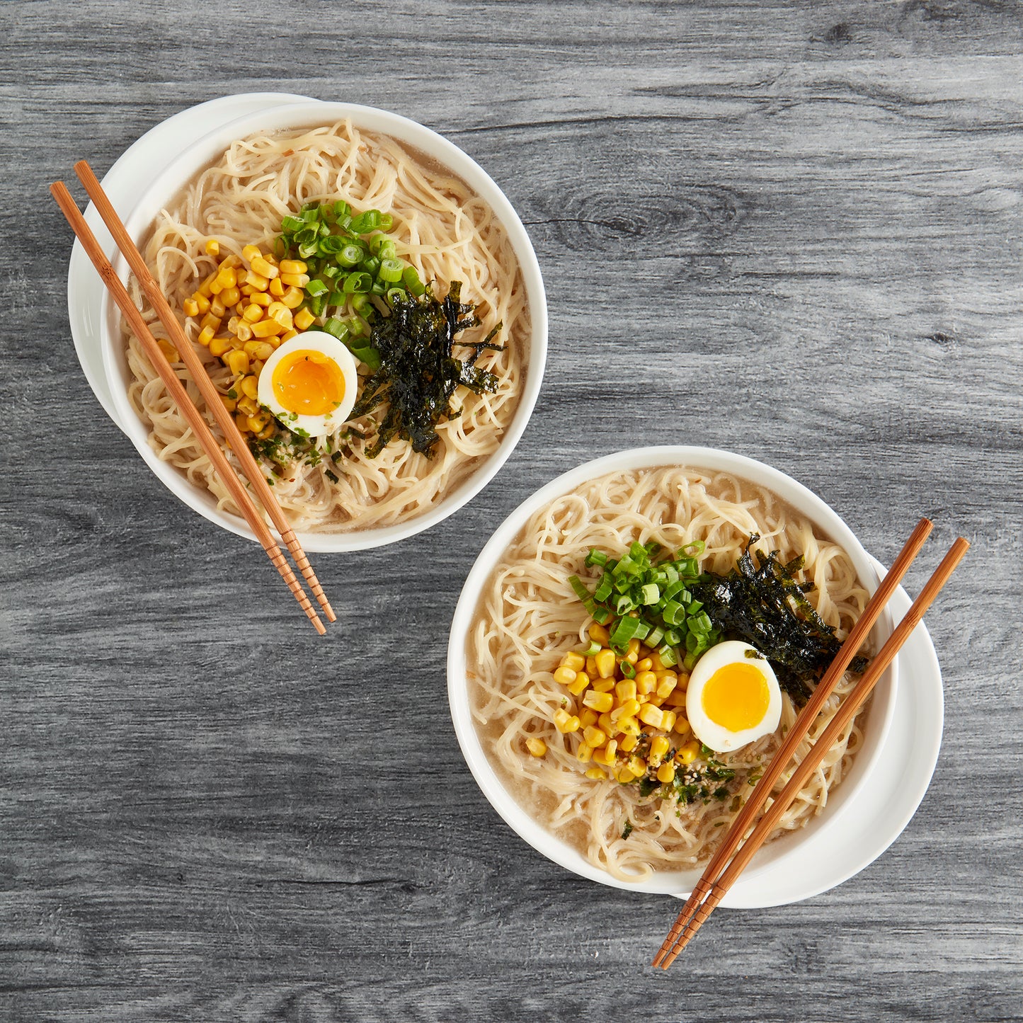 8-Piece White Ramen Bowl Set with Chopsticks & Trivets/Lids