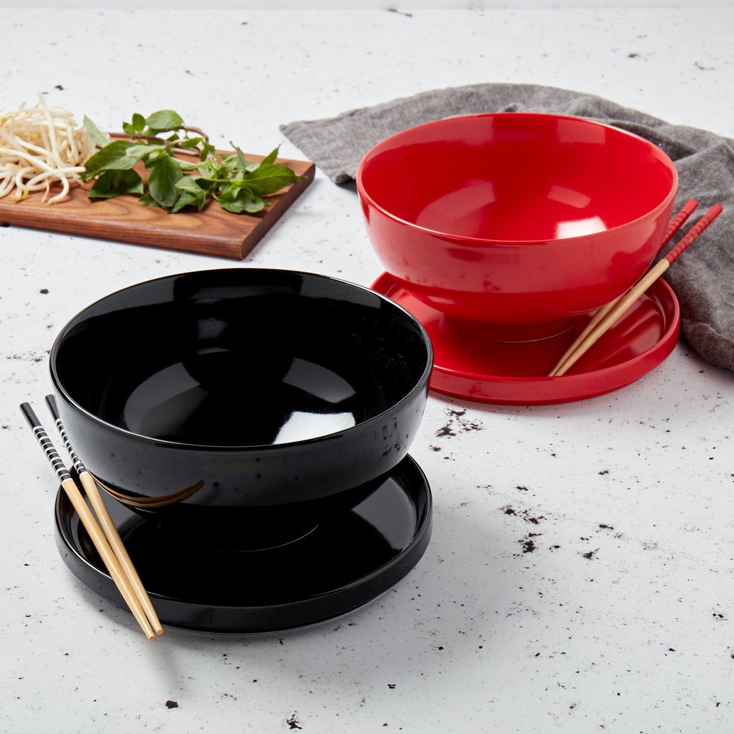 8-Piece Red & Black Ramen Bowl Set with Chopsticks & Trivets/Lids