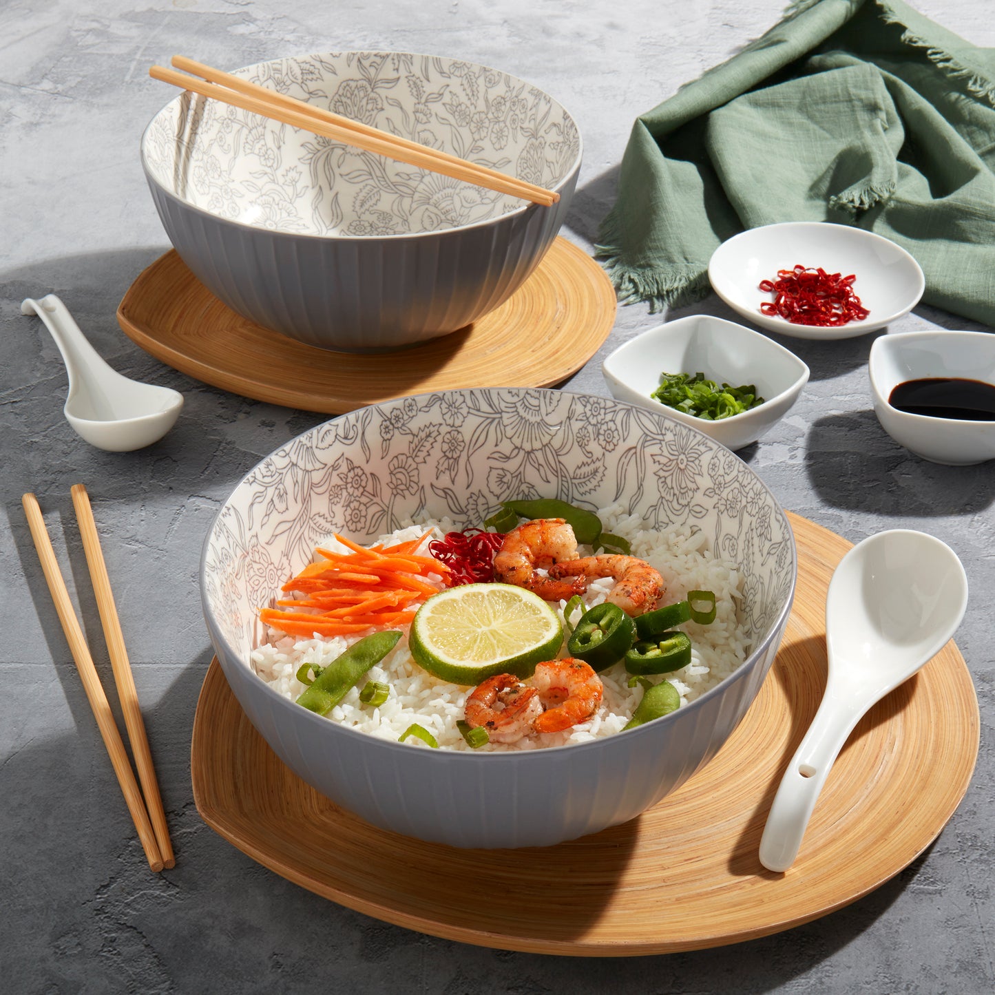8-Piece Ramen Bowl Set with Chopsticks & Spoons, Dark Gray Floral